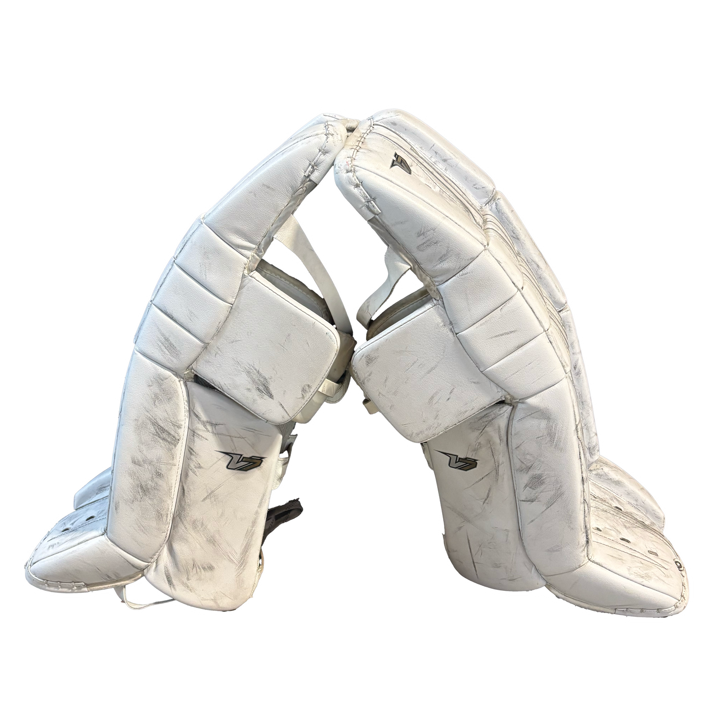 Vaughn Velocity V7 - Used Intermediate Goalie Pads (White)